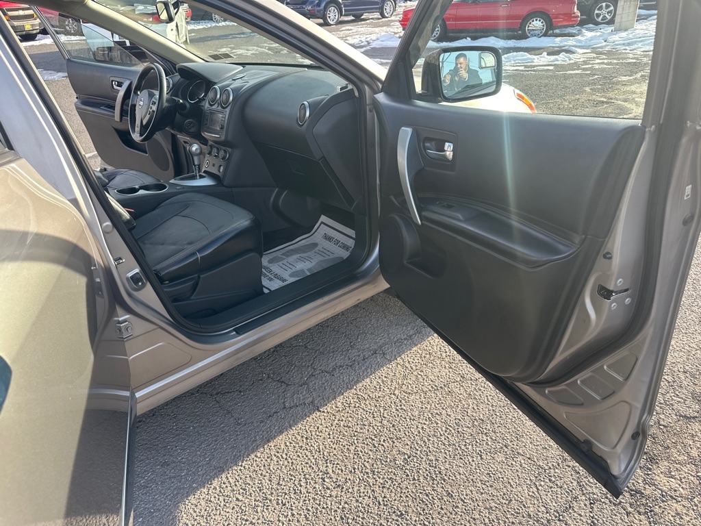 Nissan Rogue SL 4D SUV AWD 2013