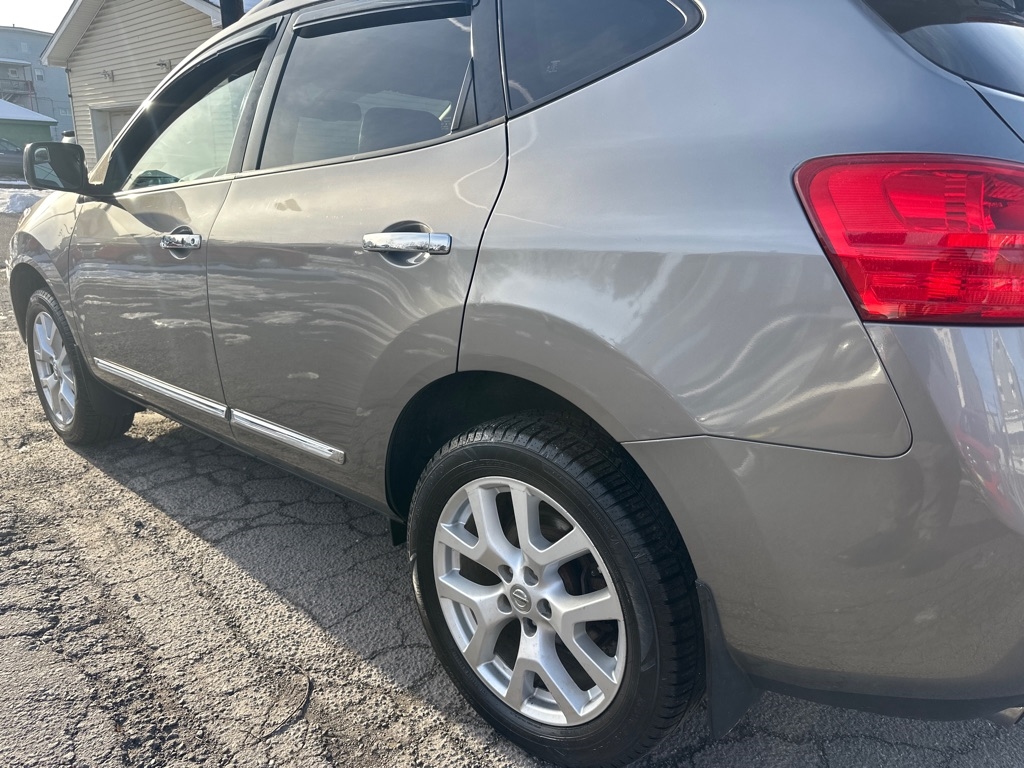 Nissan Rogue SL 4D SUV AWD 2013