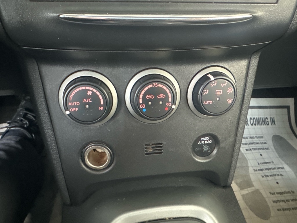 Nissan Rogue SL 4D SUV AWD 2013