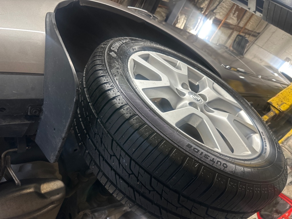 Nissan Rogue SL 4D SUV AWD 2013