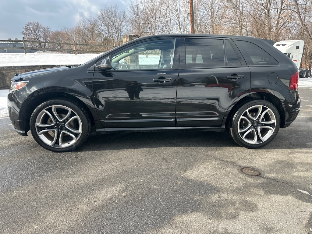 Ford Edge Sport 4D SUV AWD 2013
