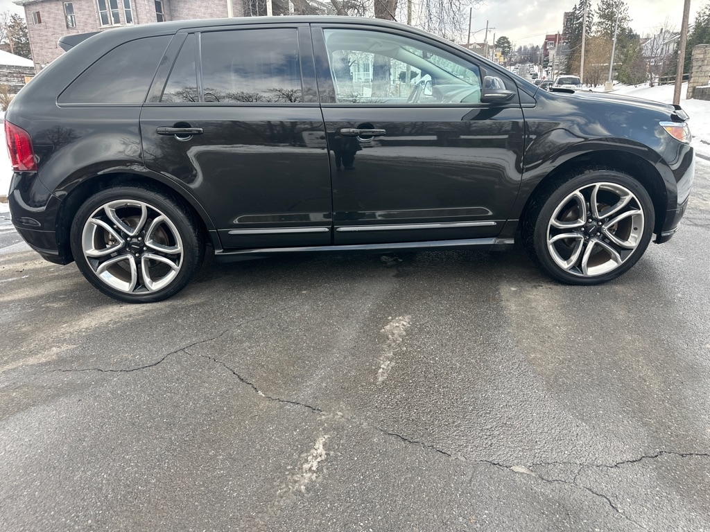 Ford Edge Sport 4D SUV AWD 2013
