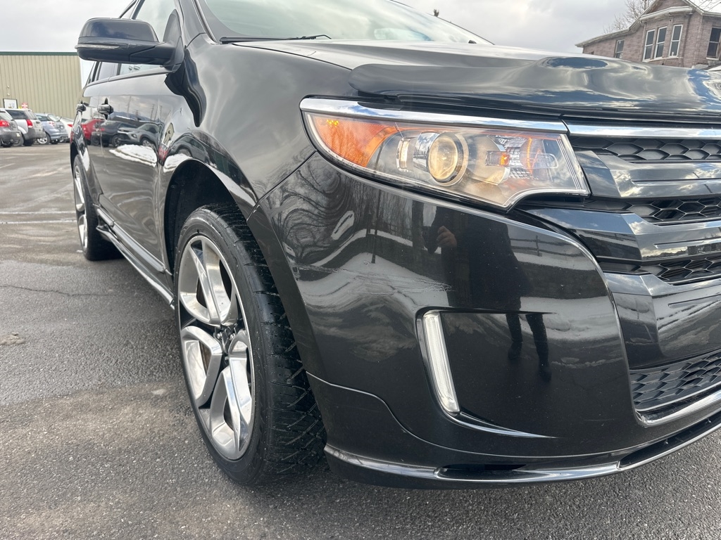 Ford Edge Sport 4D SUV AWD 2013