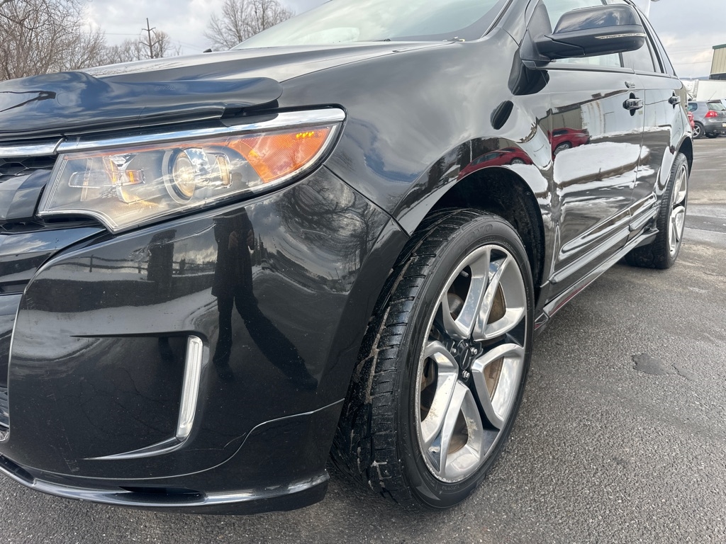 Ford Edge Sport 4D SUV AWD 2013