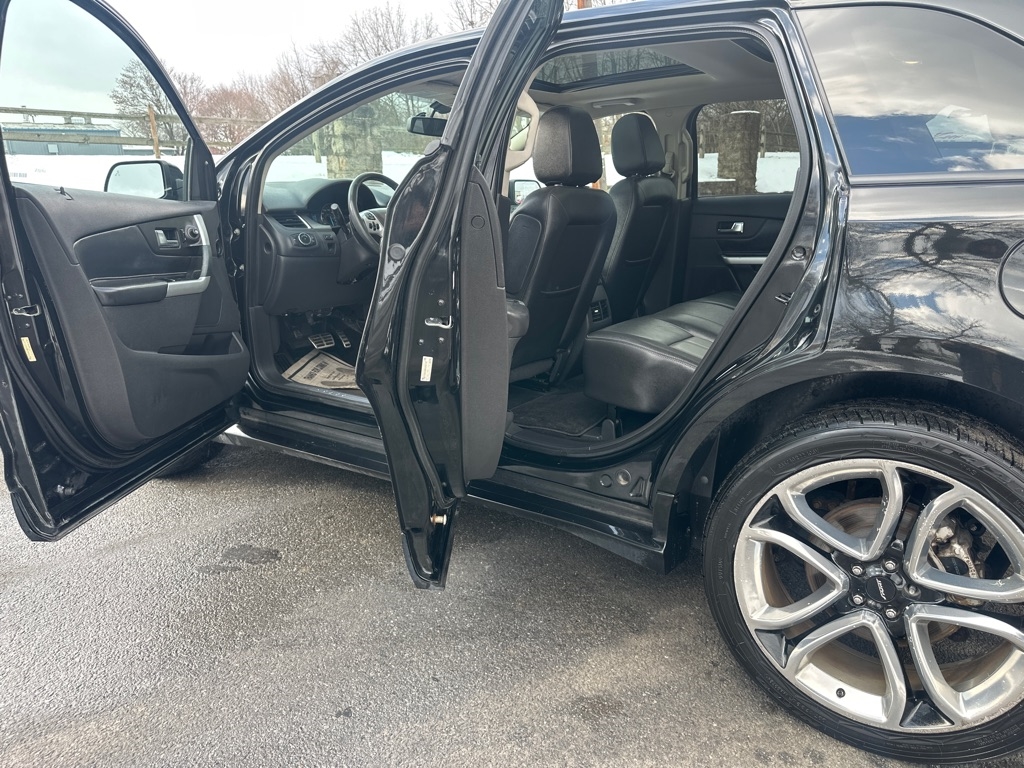 Ford Edge Sport 4D SUV AWD 2013