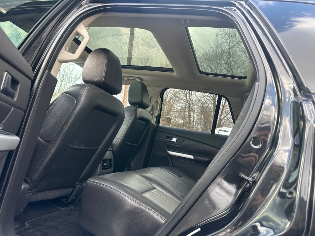 Ford Edge Sport 4D SUV AWD 2013