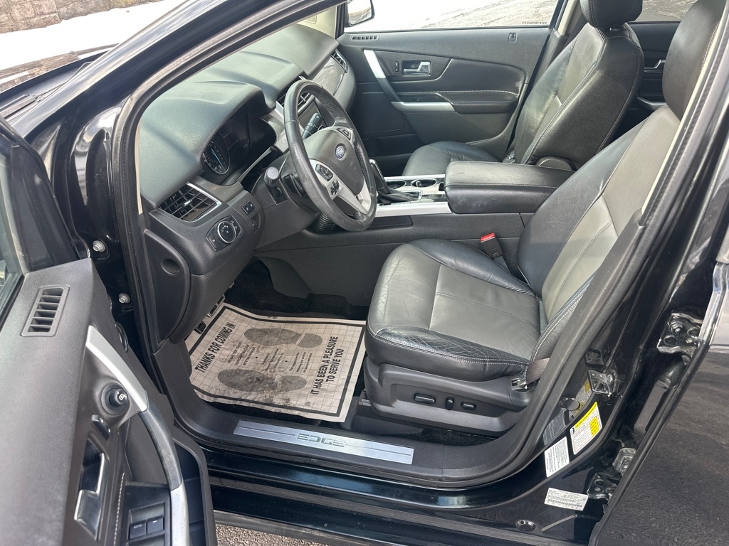 Ford Edge Sport 4D SUV AWD 2013