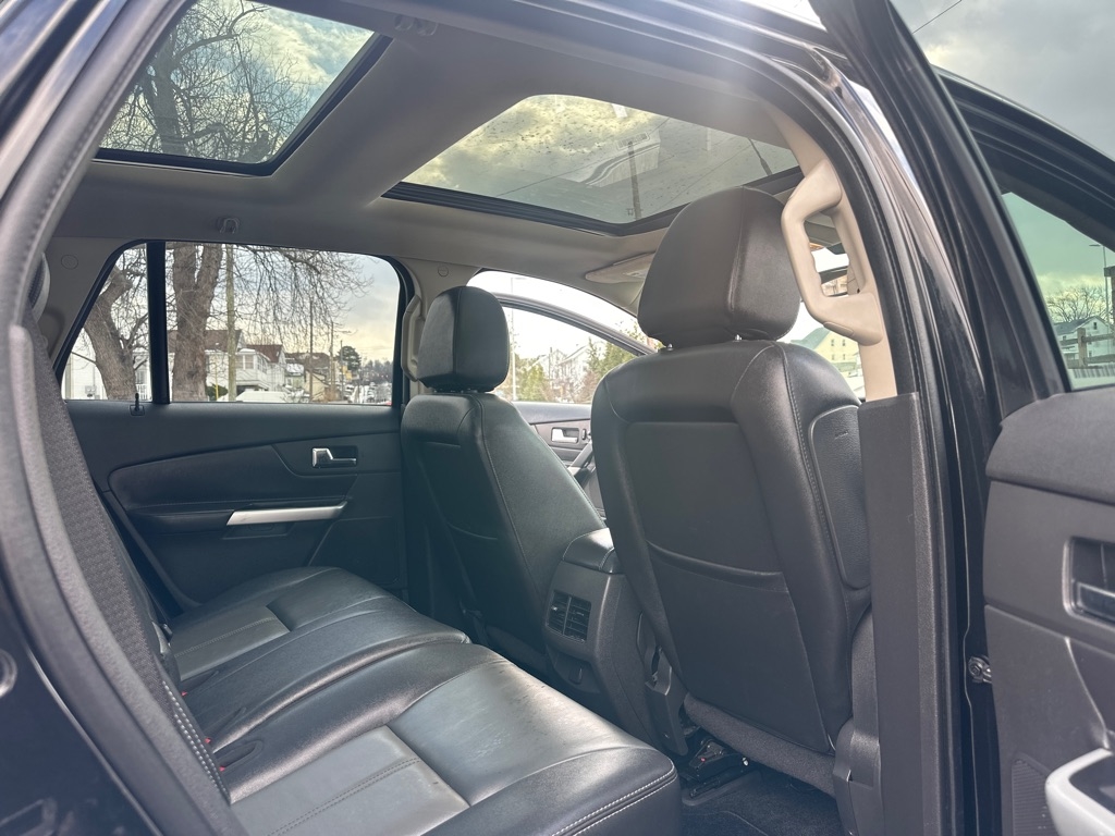 Ford Edge Sport 4D SUV AWD 2013