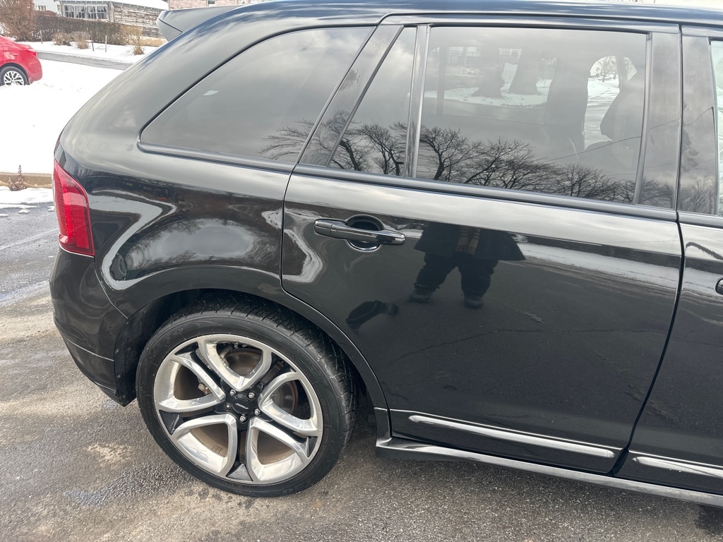 Ford Edge Sport 4D SUV AWD 2013