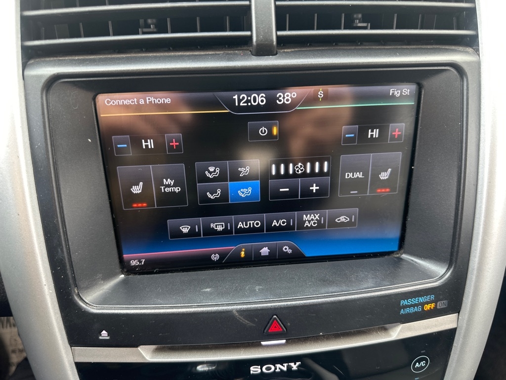 Ford Edge Sport 4D SUV AWD 2013