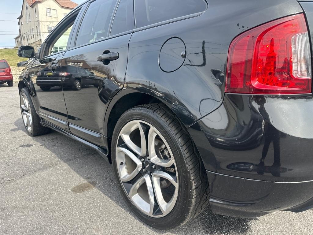 Ford Edge Sport 4D SUV AWD 2013