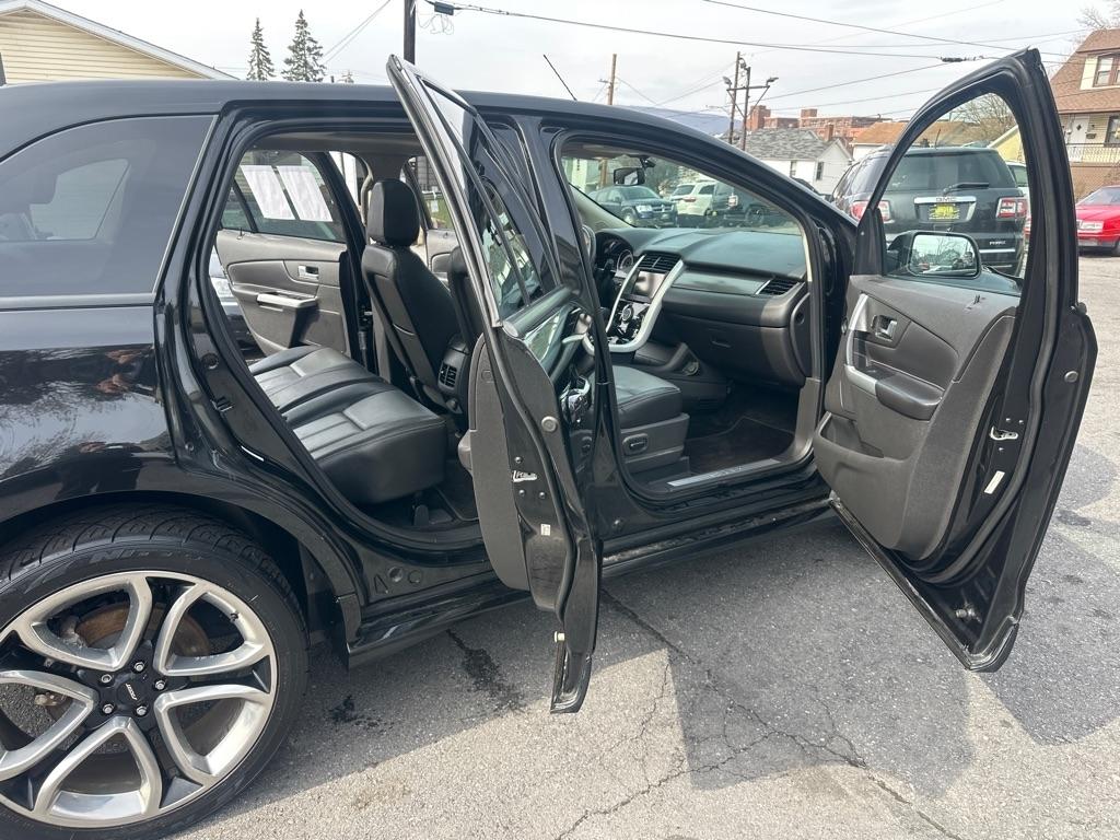 Ford Edge Sport 4D SUV AWD 2013