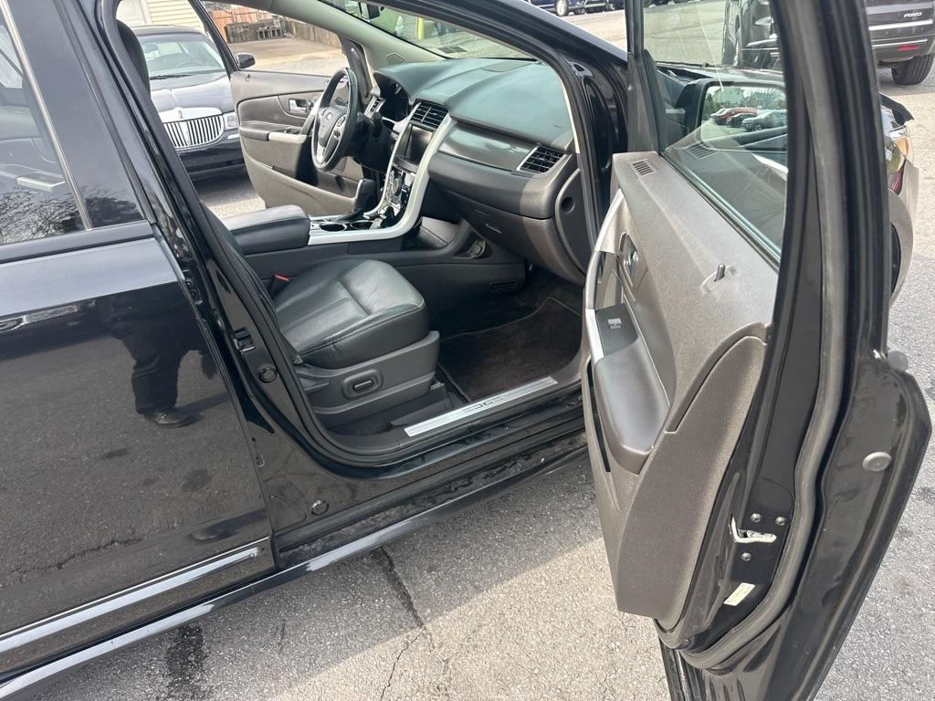 Ford Edge Sport 4D SUV AWD 2013