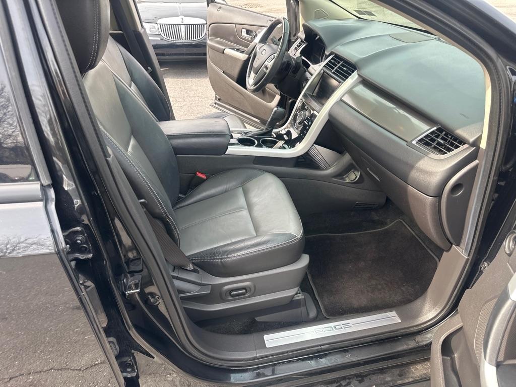 Ford Edge Sport 4D SUV AWD 2013