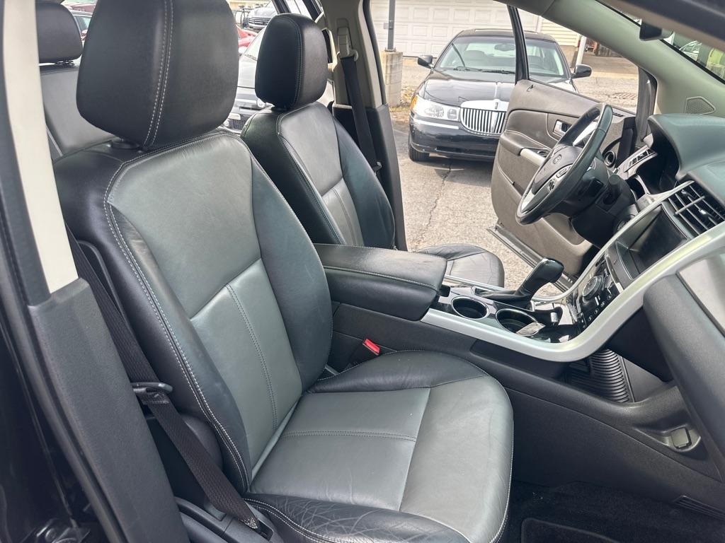 Ford Edge Sport 4D SUV AWD 2013