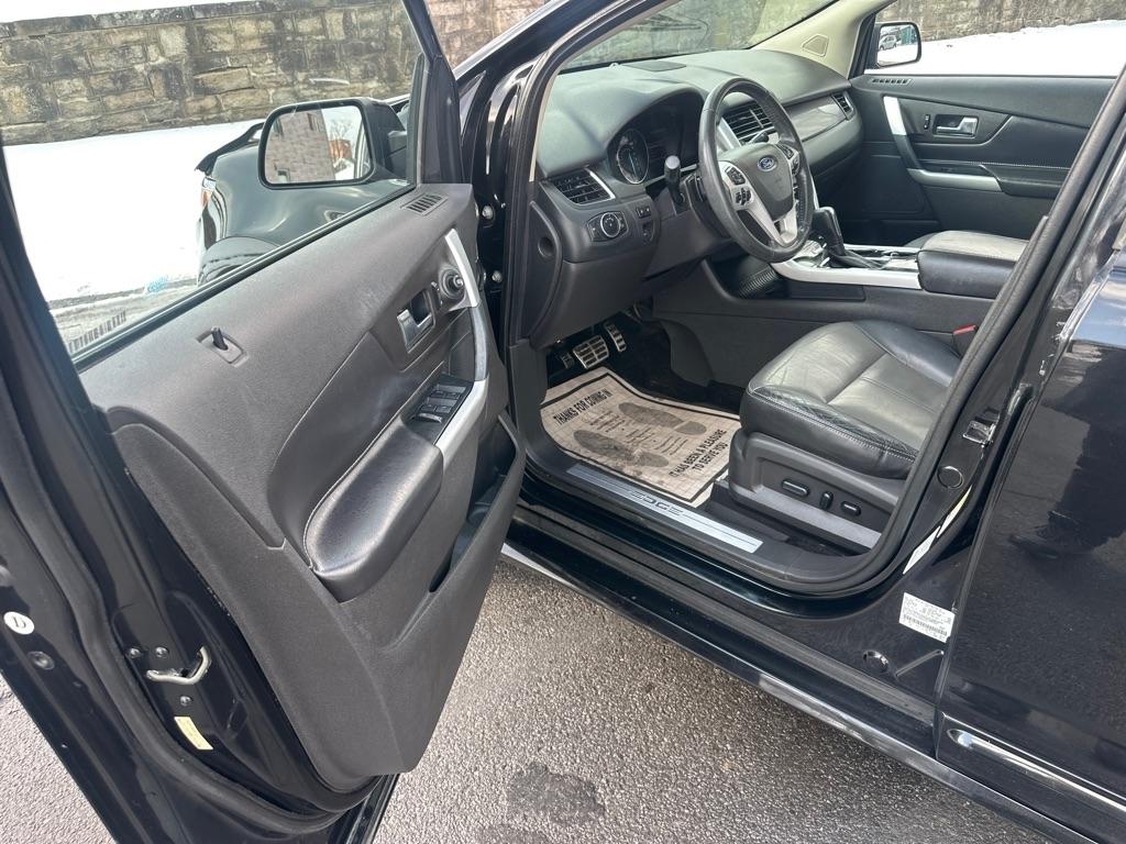Ford Edge Sport 4D SUV AWD 2013