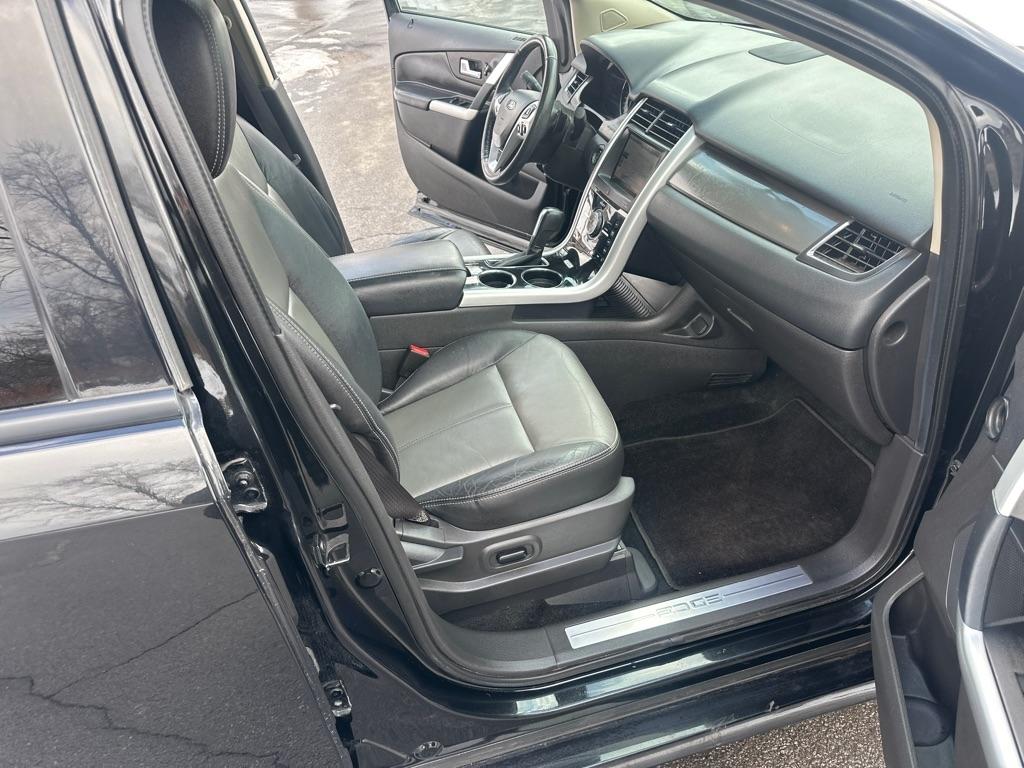 Ford Edge Sport 4D SUV AWD 2013