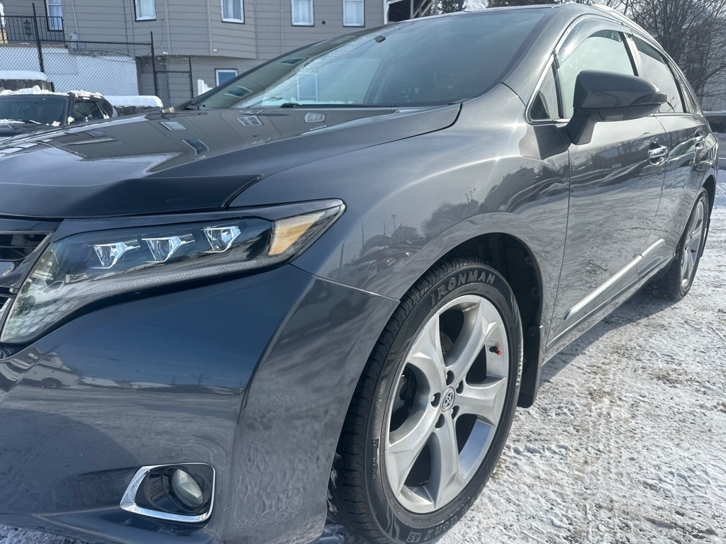 Toyota Venza 4dr Wgn V6 AWD LE (Natl) 2013