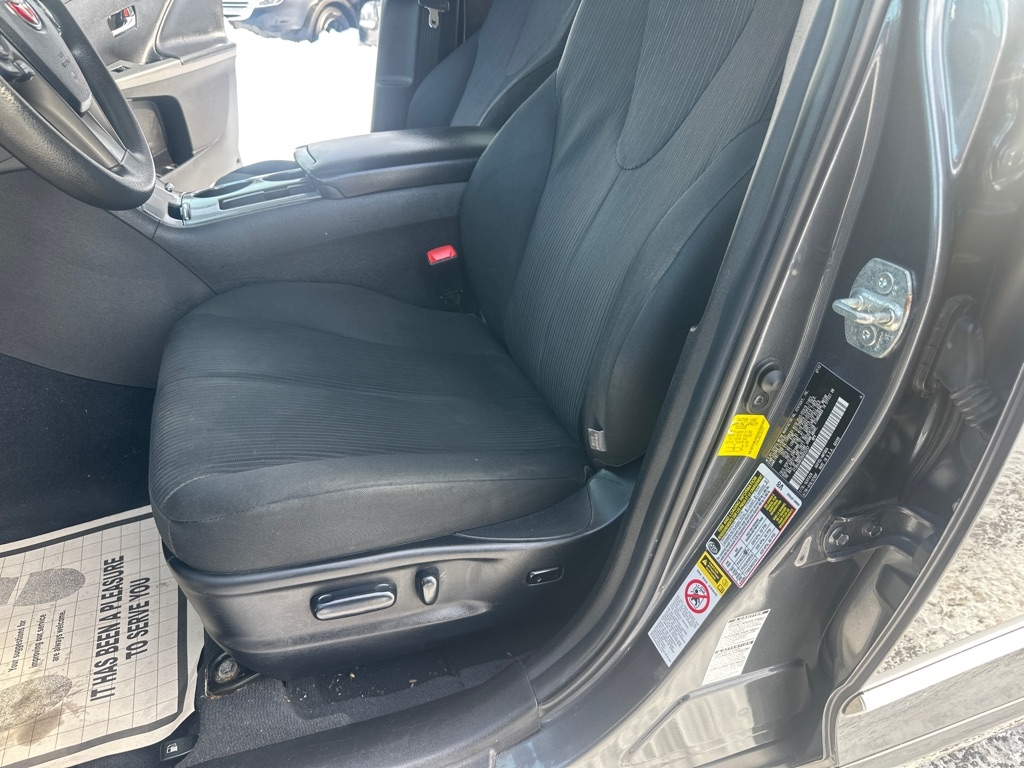 Toyota Venza 4dr Wgn V6 AWD LE (Natl) 2013