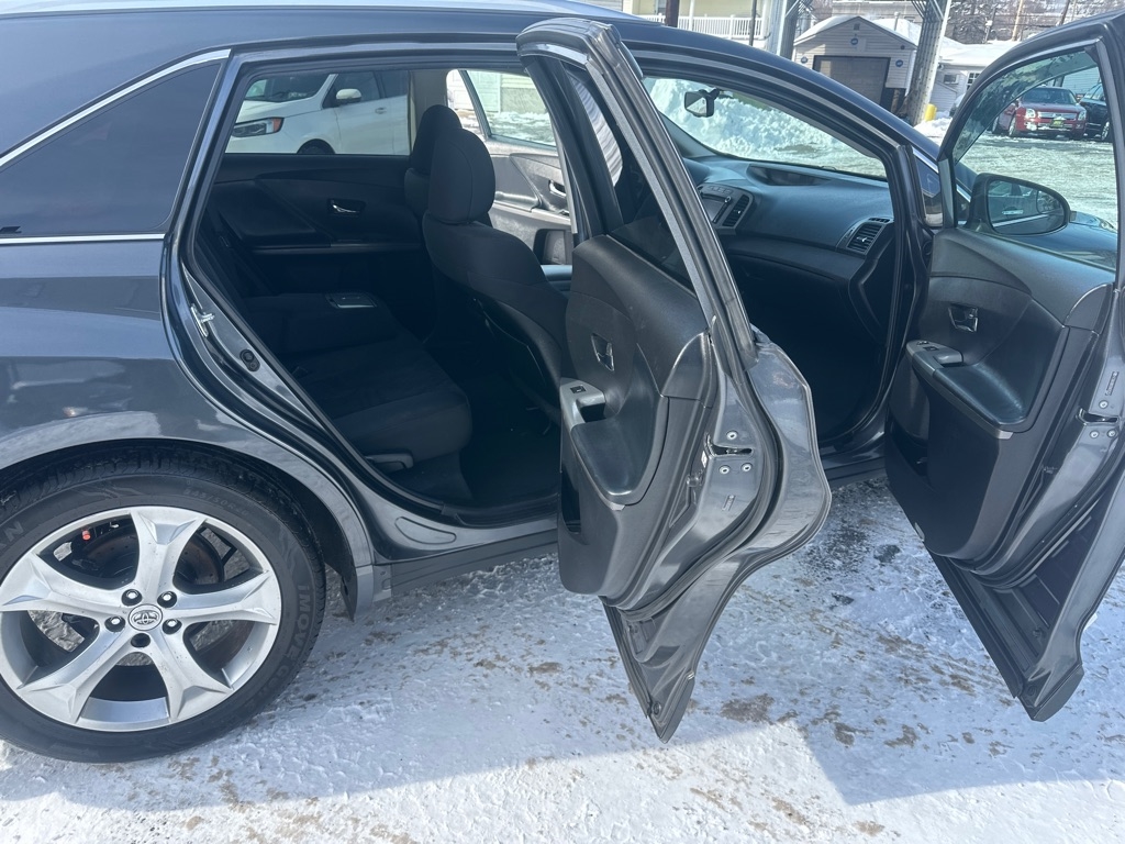 Toyota Venza 4dr Wgn V6 AWD LE (Natl) 2013