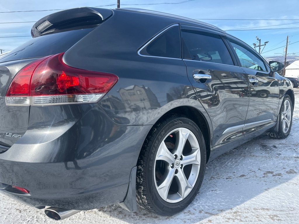 Toyota Venza 4dr Wgn V6 AWD LE (Natl) 2013