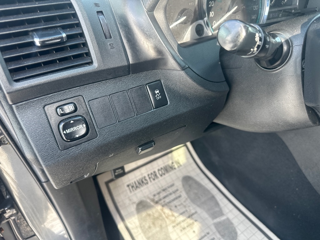 Toyota Venza 4dr Wgn V6 AWD LE (Natl) 2013