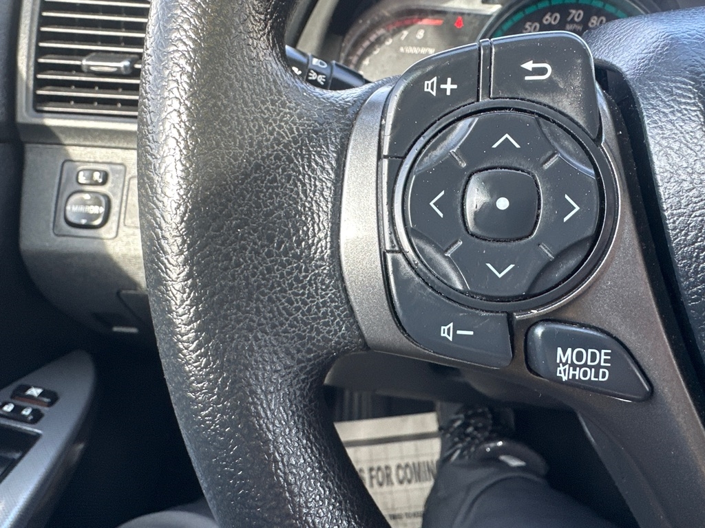 Toyota Venza 4dr Wgn V6 AWD LE (Natl) 2013