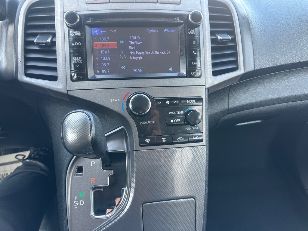 Toyota Venza 4dr Wgn V6 AWD LE (Natl) 2013