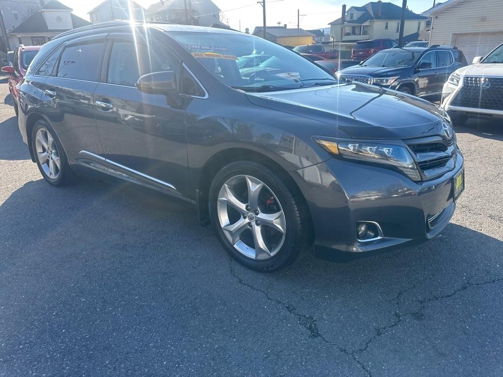 Toyota Venza 4dr Wgn V6 AWD LE (Natl) 2013