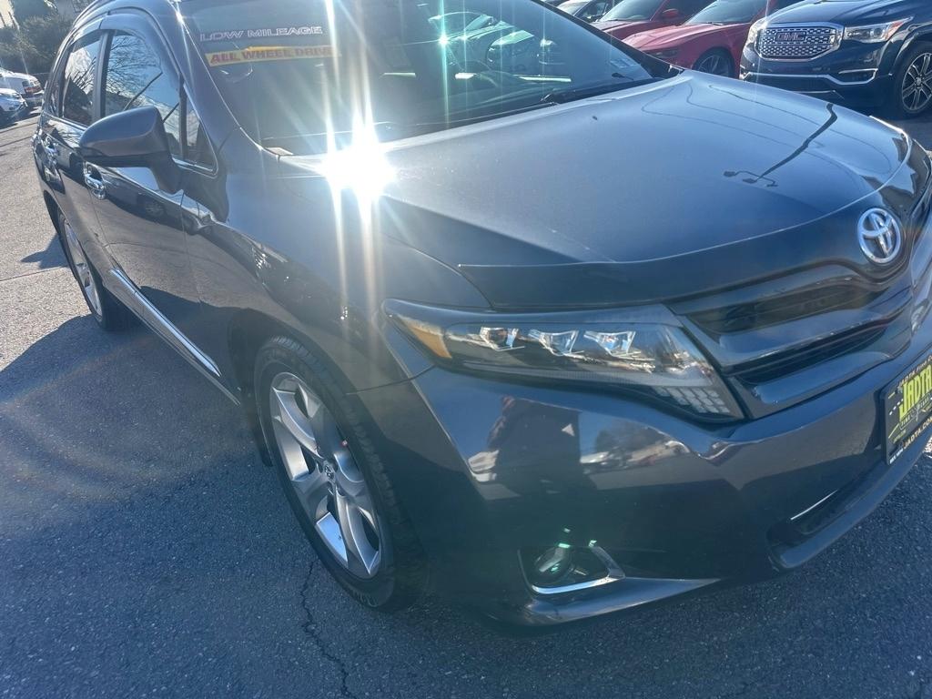 Toyota Venza 4dr Wgn V6 AWD LE (Natl) 2013