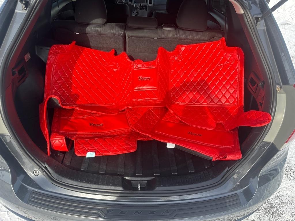 Toyota Venza 4dr Wgn V6 AWD LE (Natl) 2013