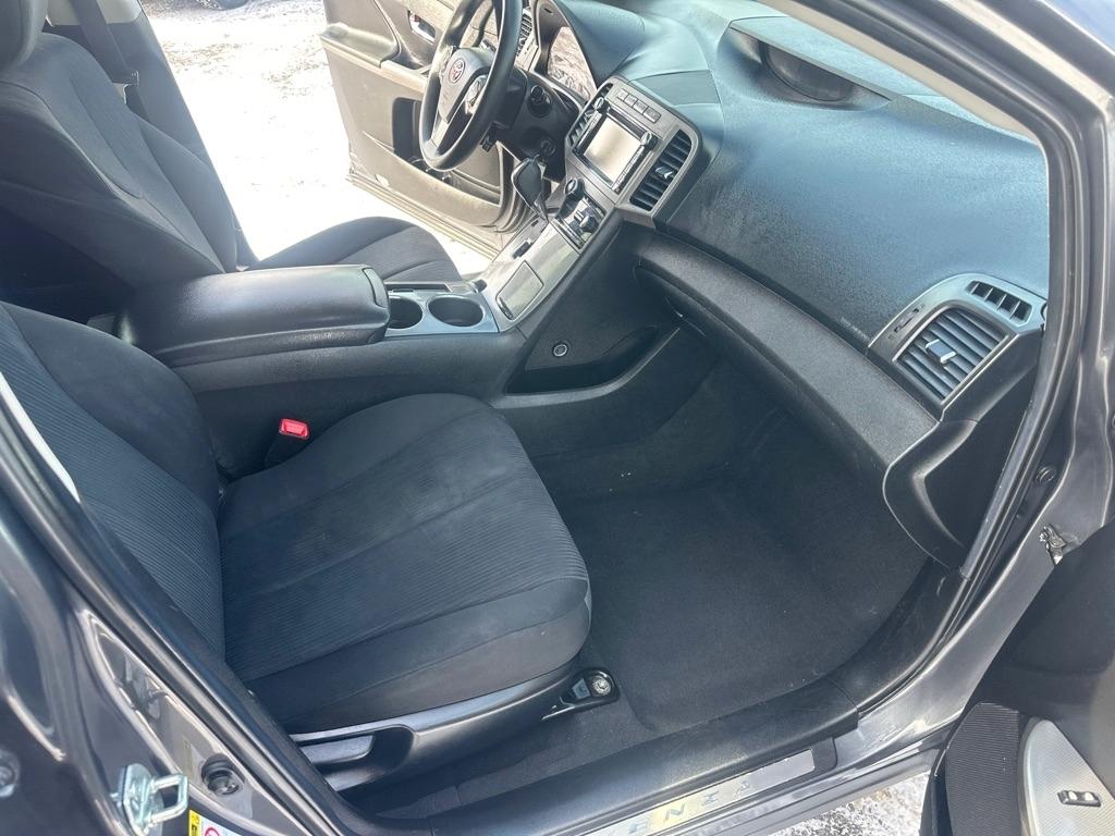 Toyota Venza 4dr Wgn V6 AWD LE (Natl) 2013