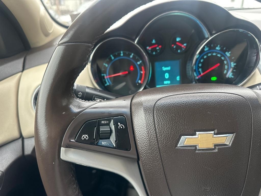Chevrolet Cruze  2011