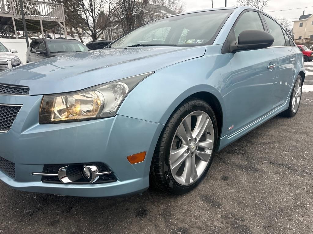Chevrolet Cruze  2011