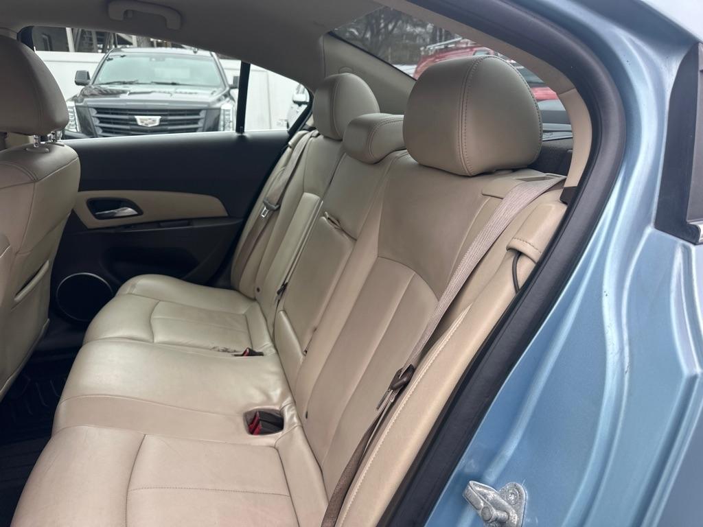 Chevrolet Cruze  2011