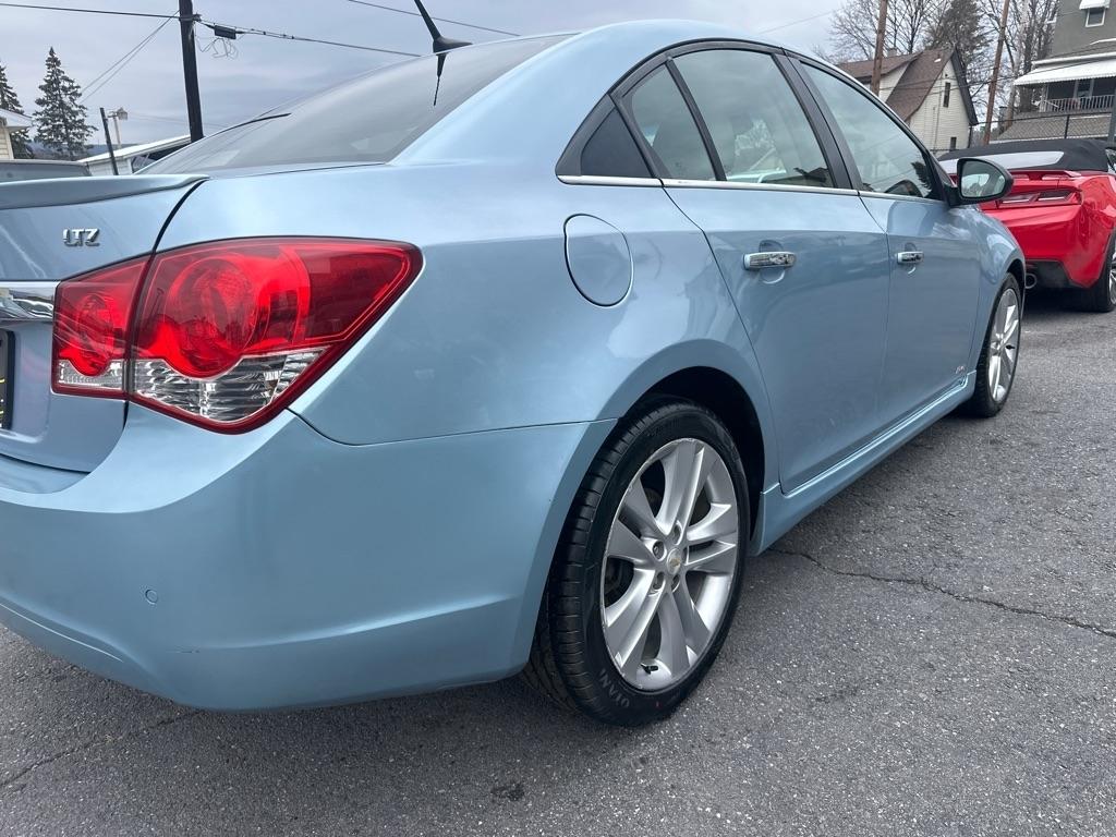 Chevrolet Cruze  2011