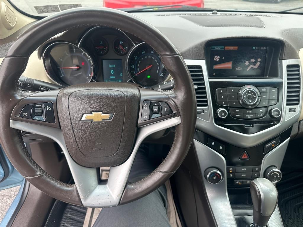 Chevrolet Cruze  2011