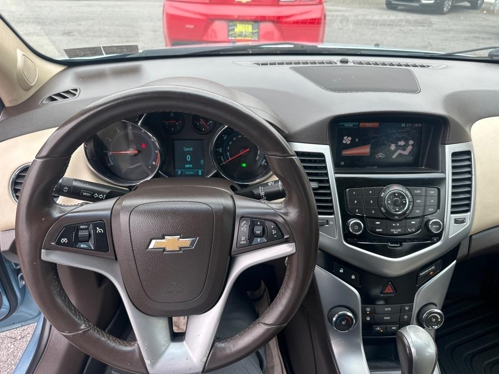 Chevrolet Cruze  2011
