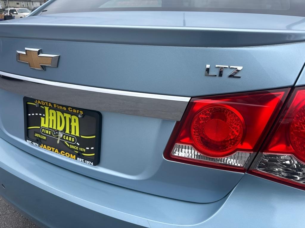 Chevrolet Cruze  2011