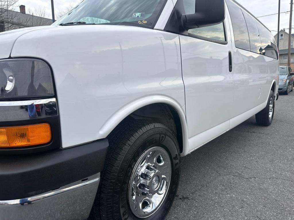 Chevrolet Express  2017