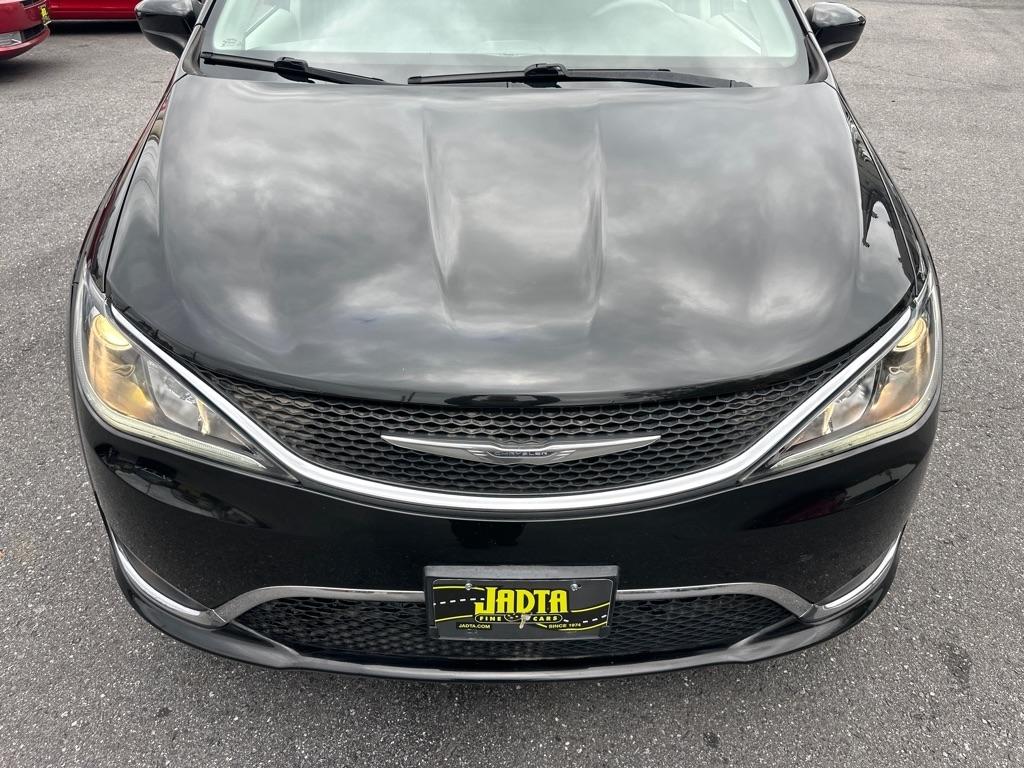 Chrysler Pacifica  2017