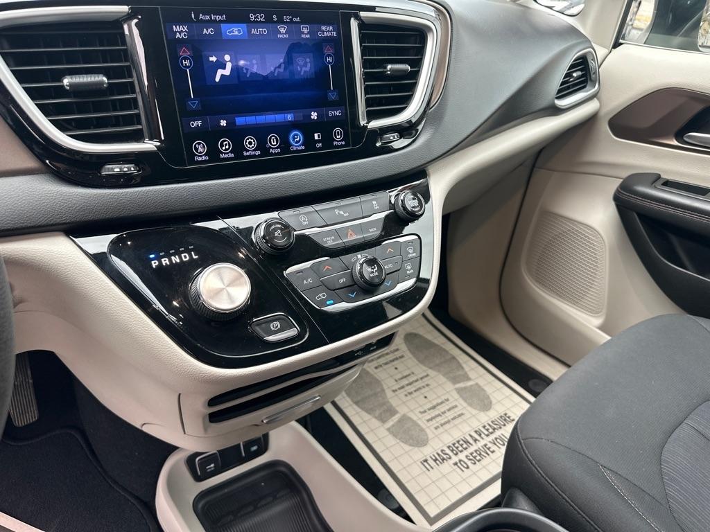 Chrysler Pacifica  2017