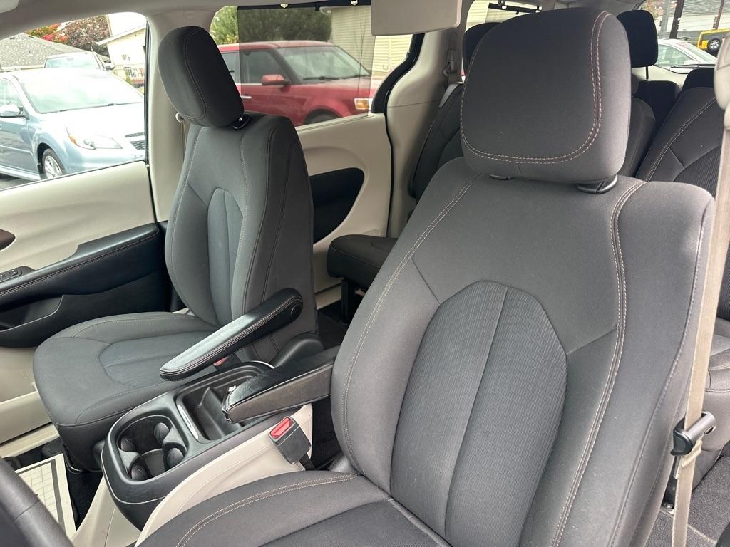 Chrysler Pacifica  2017