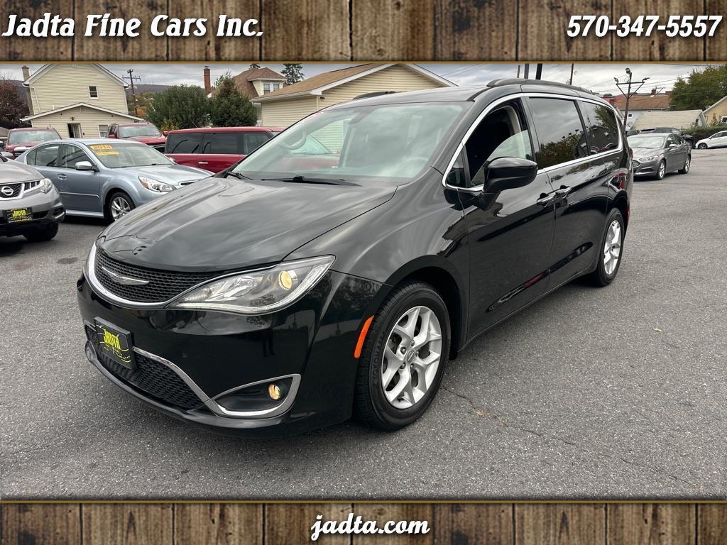 2017 Chrysler Pacifica Touring Plus Wagon