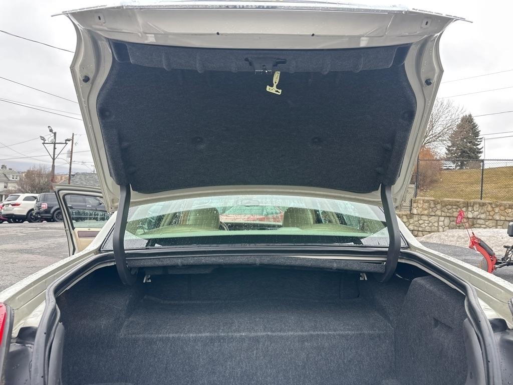 Lincoln Town Car 4dr Sdn Signature Premium 2007