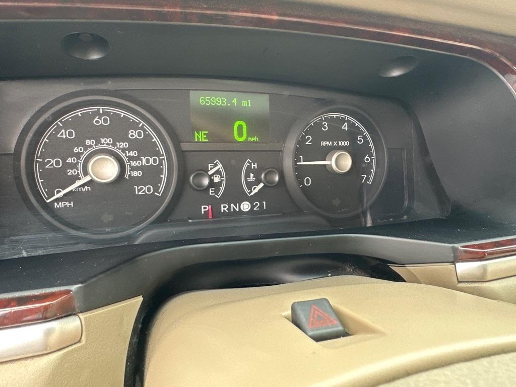 Lincoln Town Car 4dr Sdn Signature Premium 2007