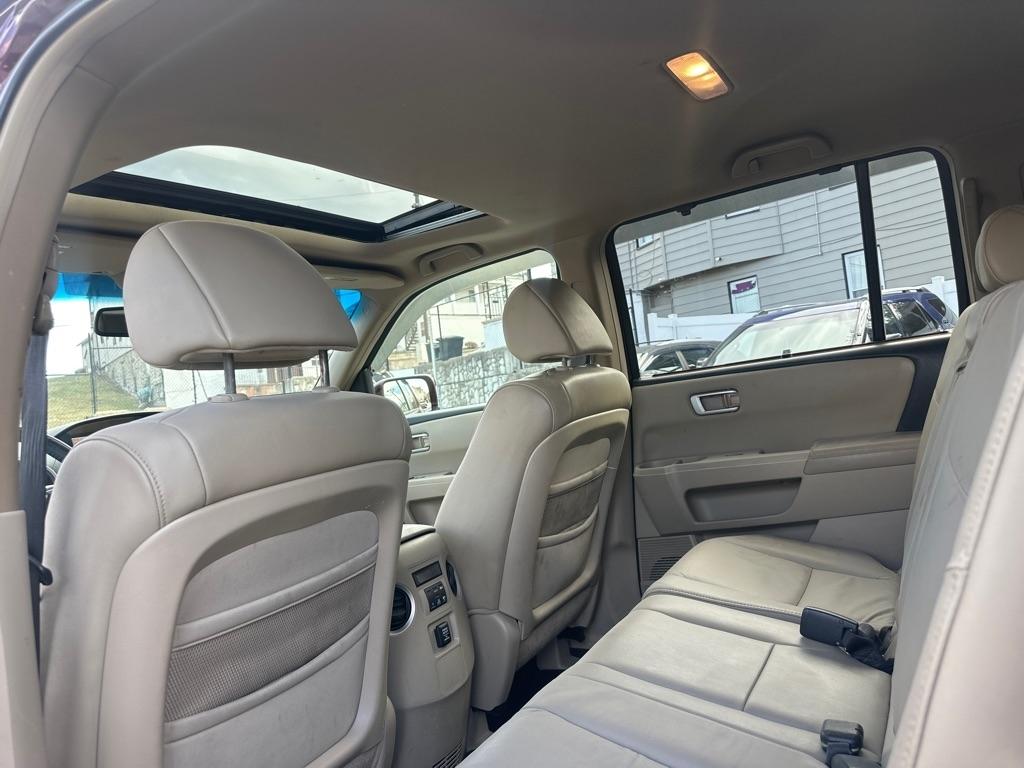 Honda Pilot 4WD 4dr Touring w/Navi 2009