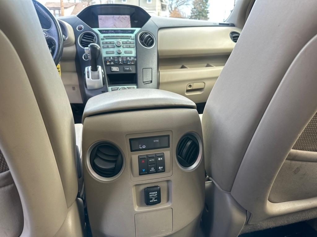 Honda Pilot 4WD 4dr Touring w/Navi 2009