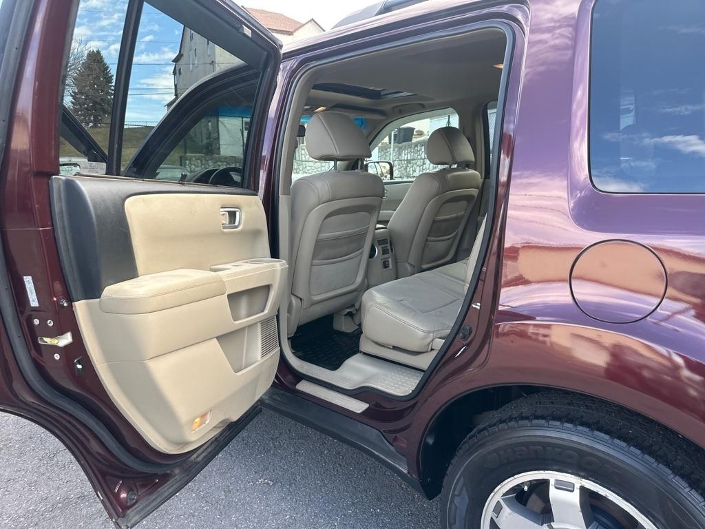 Honda Pilot 4WD 4dr Touring w/Navi 2009