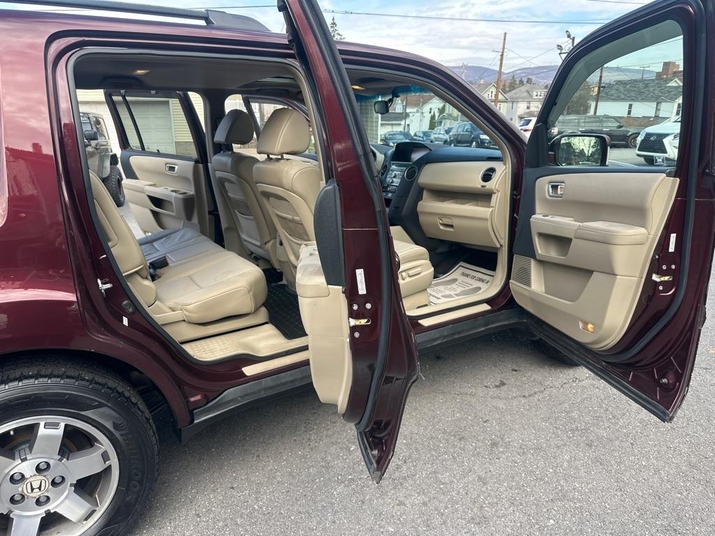 Honda Pilot 4WD 4dr Touring w/Navi 2009